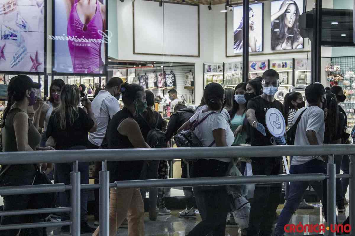 105 | tiendas y sitios de recreación