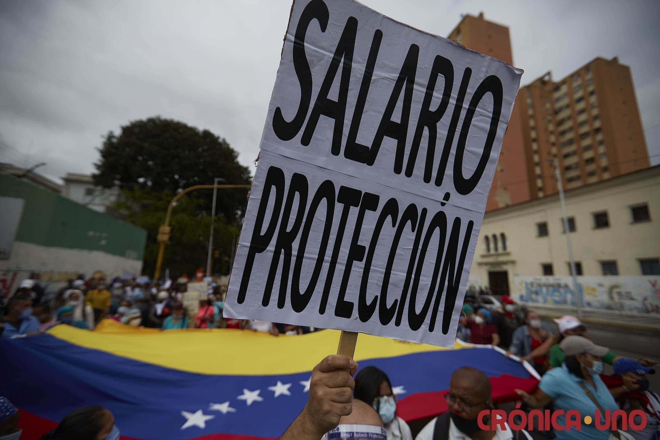nos mata de hambre/Marcela León