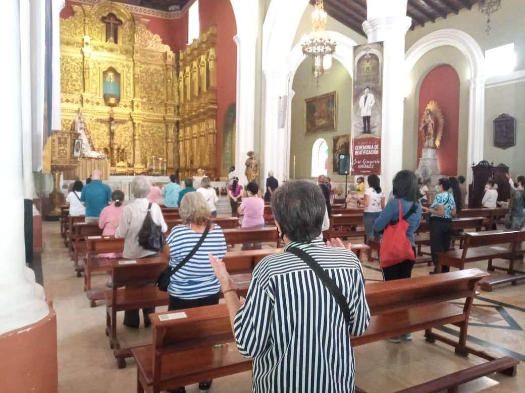 devotos de la virgen