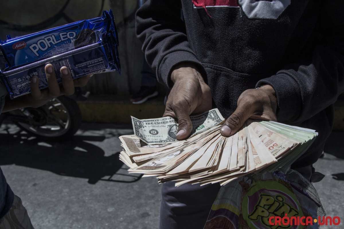 reconversión, dólar estable