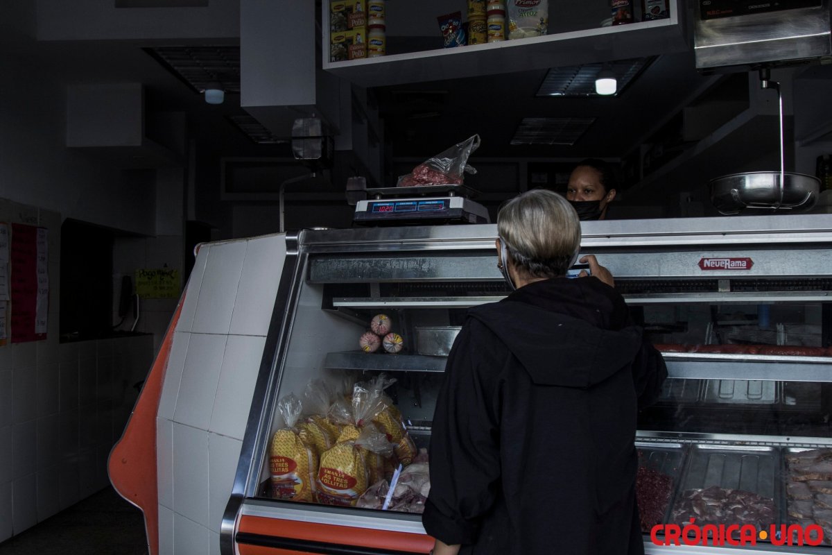 Sin luz calle Bolívar de Catia | IGTF de 3 %