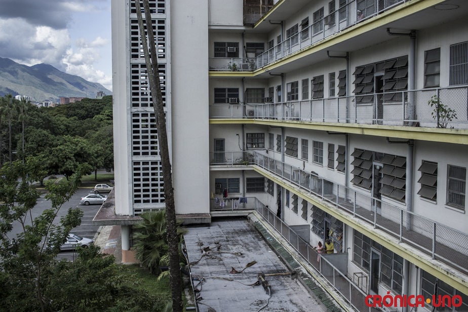 hospital universitario de caracas