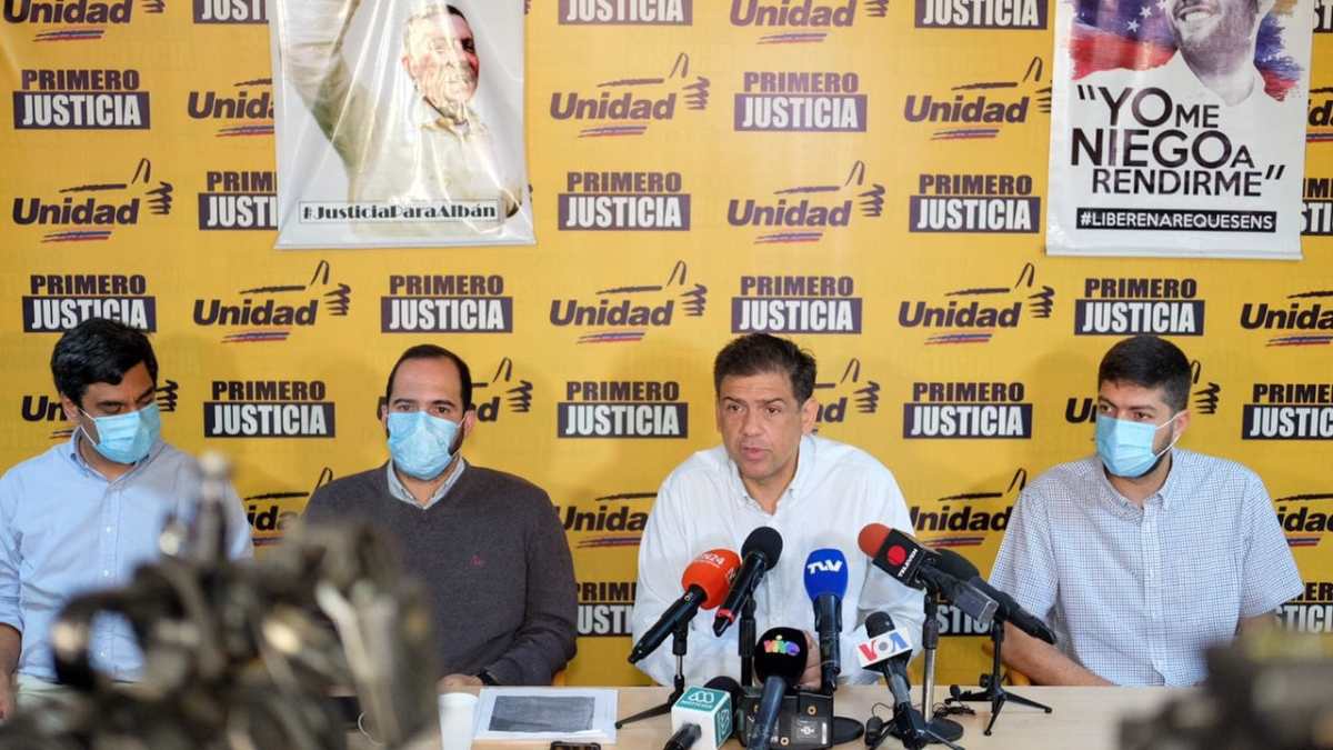 ninguno de los dos dirigentes dio los numeros de las encuestas