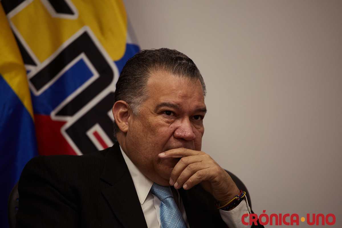 Enrique Márquez, CNE, CPE