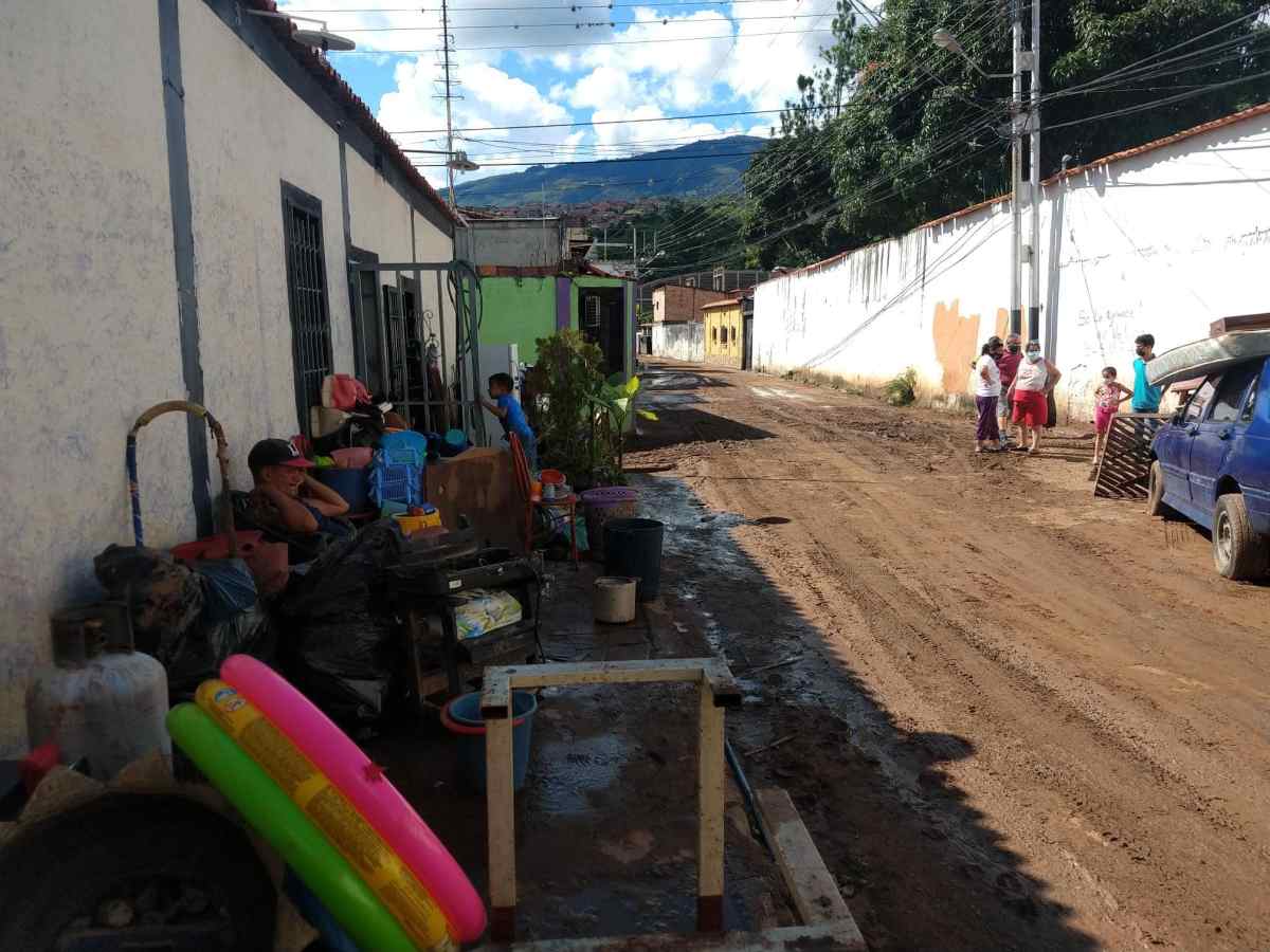 Deslave en Táchira deja a más de 60 familias afectadas