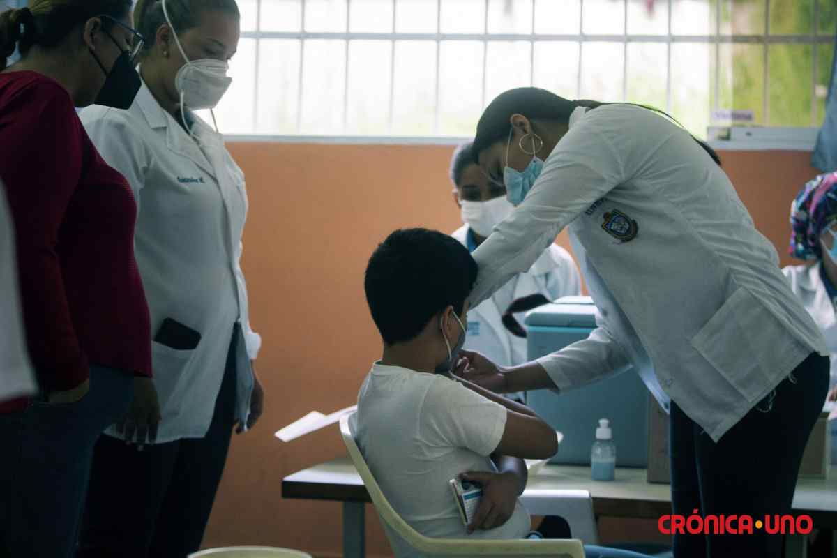 Centro de vacunación de El Hatillo ha vacunado a la población de 17 a 12 años de edad con Sinopharm