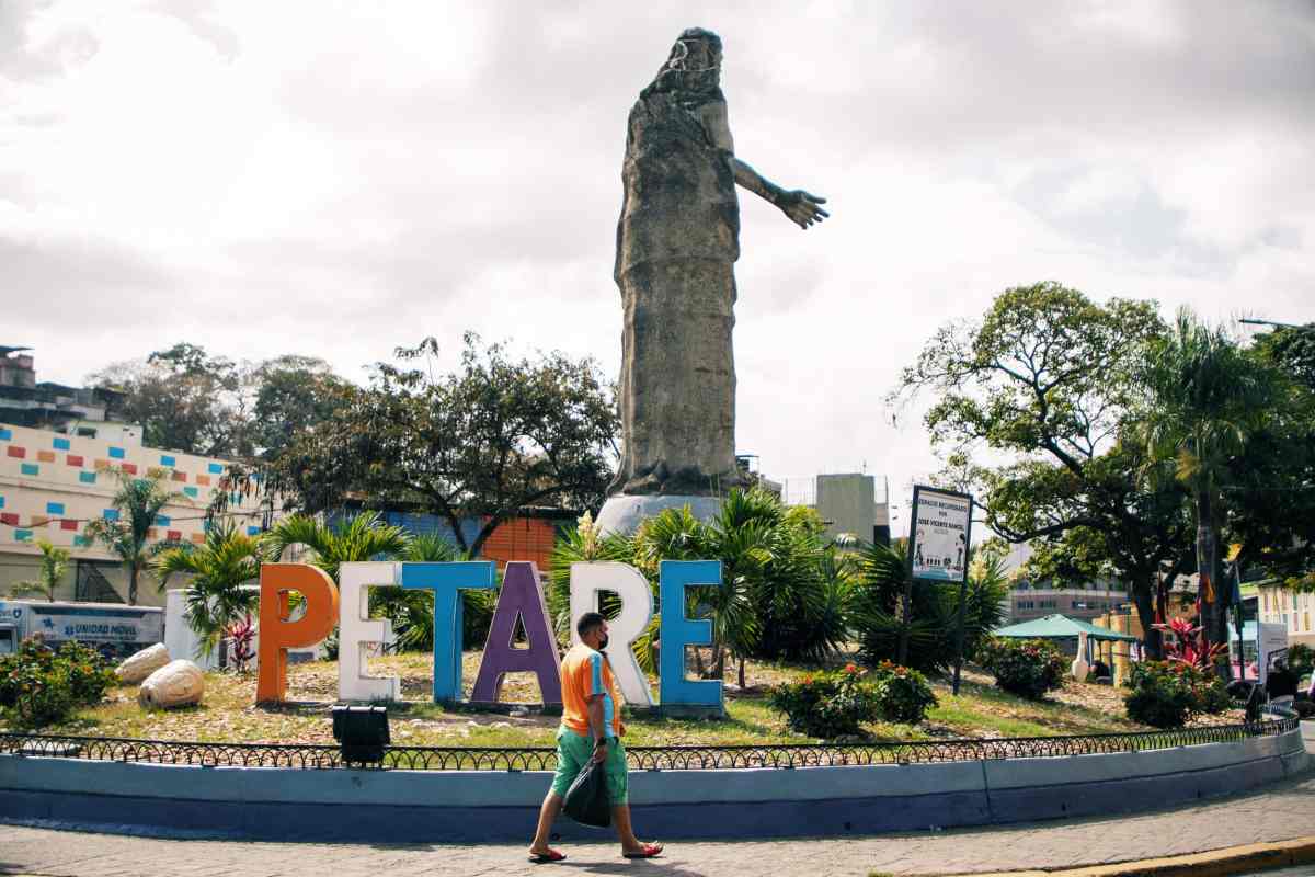 Ley de Cooperación, Petare