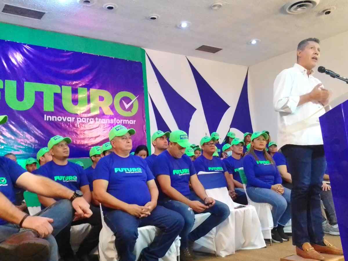 Futuro | Henri Falcón