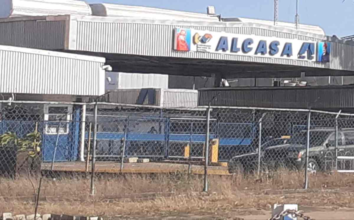 Laminador de Alcasa estuvo paralizado por un aceite hidráulico que debían importar