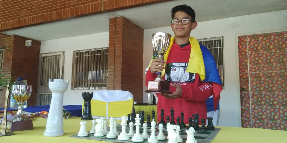 Un pasaporte detiene a ajedrecista guayanés de representar a Venezuela en torneo mundial