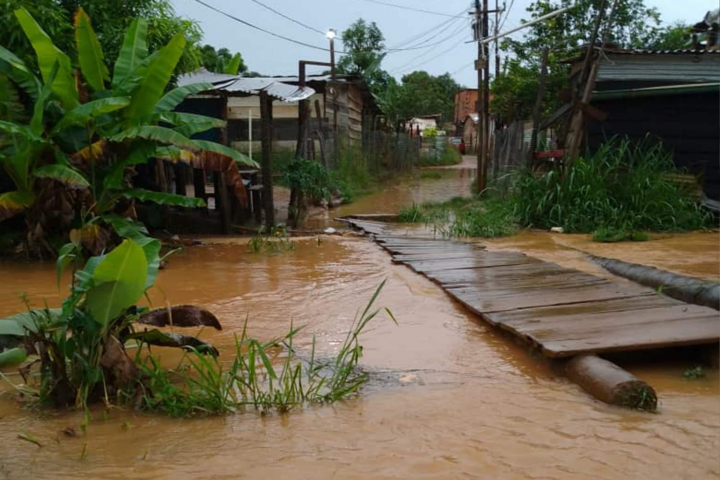 En Gran Sabana monitorean 15 sectores vulnerables de inundaciones