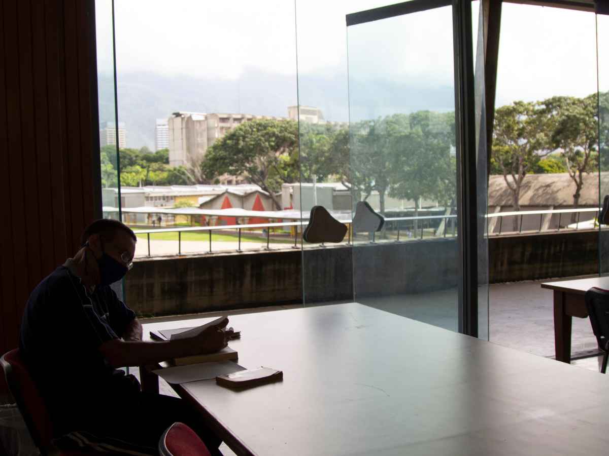 estudiantes universitarios