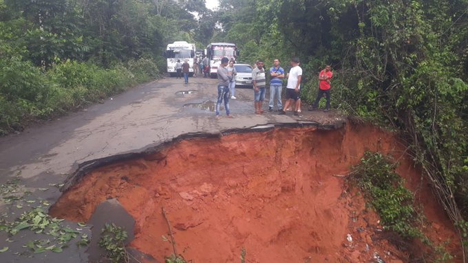 Vialidad en colapso y un casino en Gran Sabana: Bolívar a un año de las elecciones