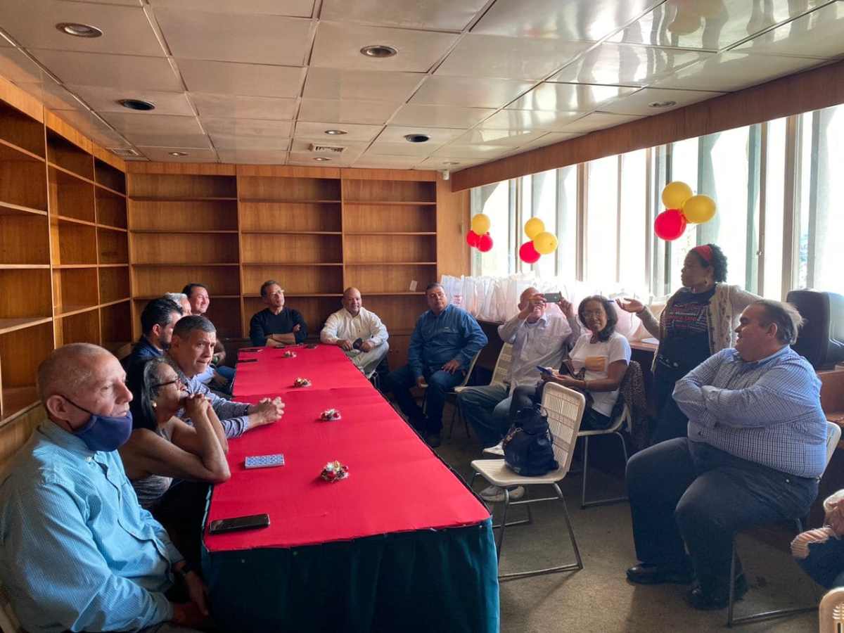 Líderes comunitarios