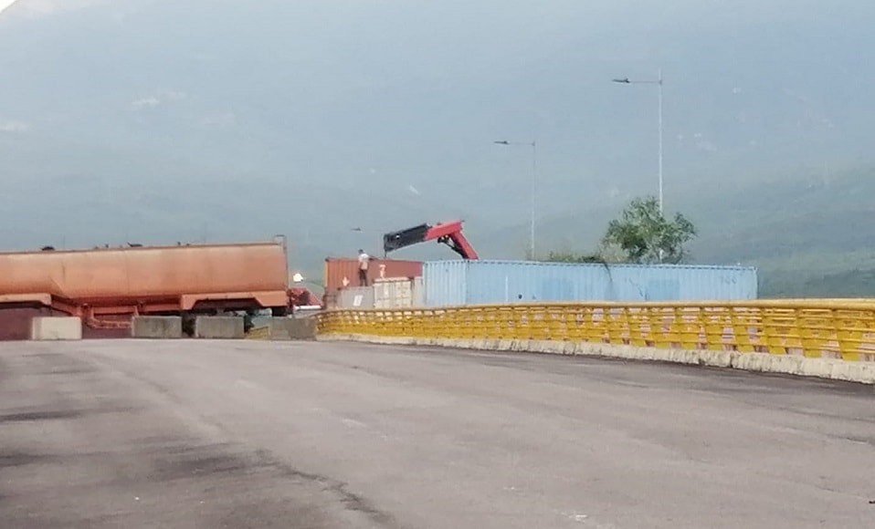 Puente Tienditas