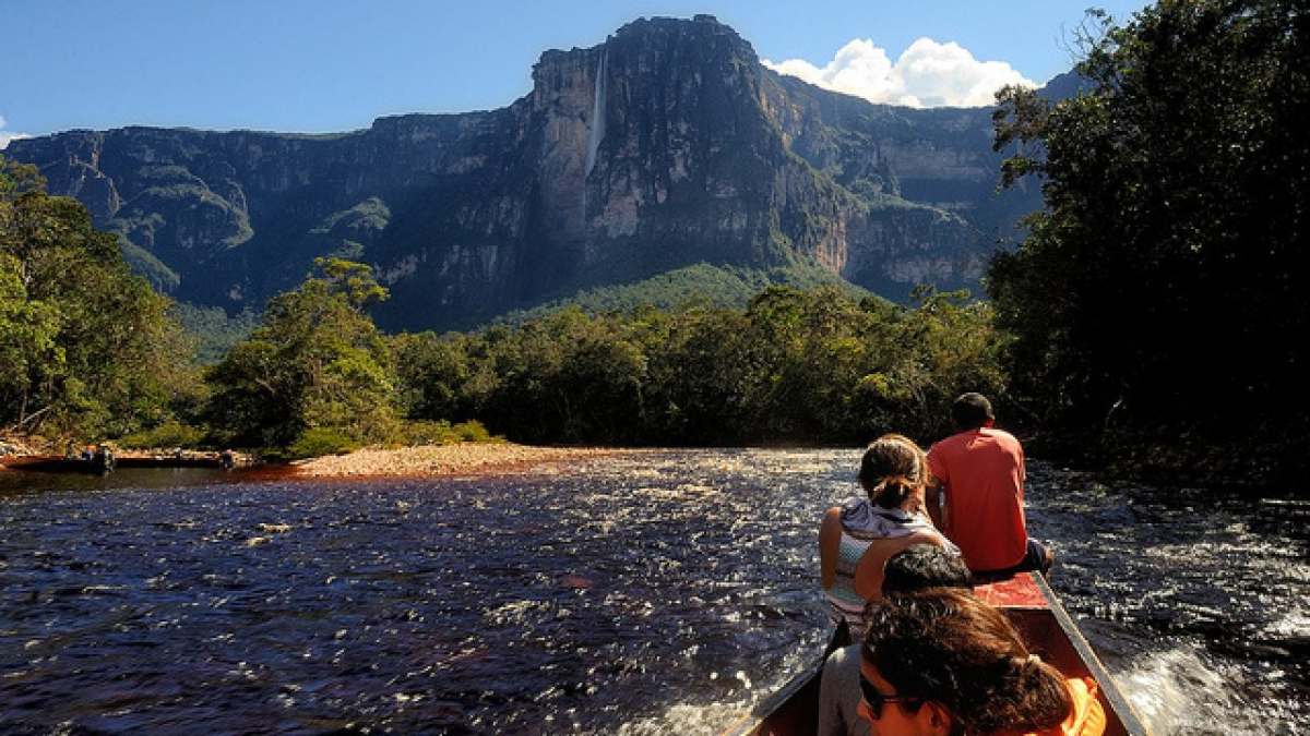 Asocanaima promueve el turismo en Canaima por vía terrestre y fluvial