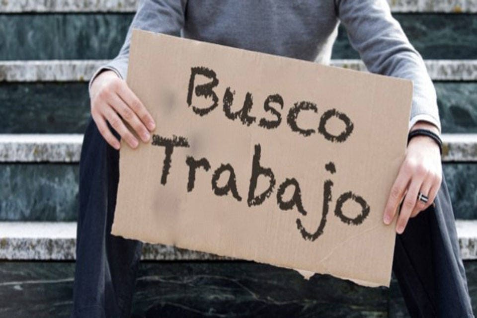 Estado de sobrevivencia obliga a profesionales a alejarse de su carrera