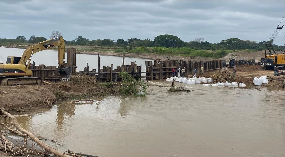 Muro del 43 Sur del Lago