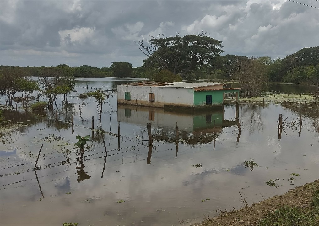 Inundaciones en Sur del Lago