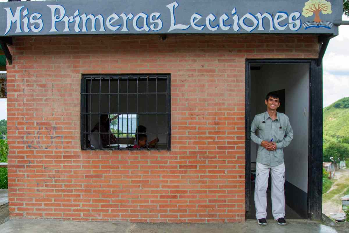Mis primeras letras - Escuela de tareas dirigidas en El Winche