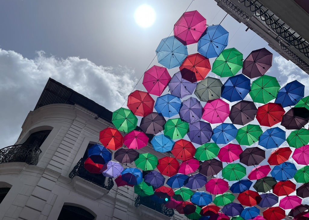 Protegerse del sol paraguas san jacinto