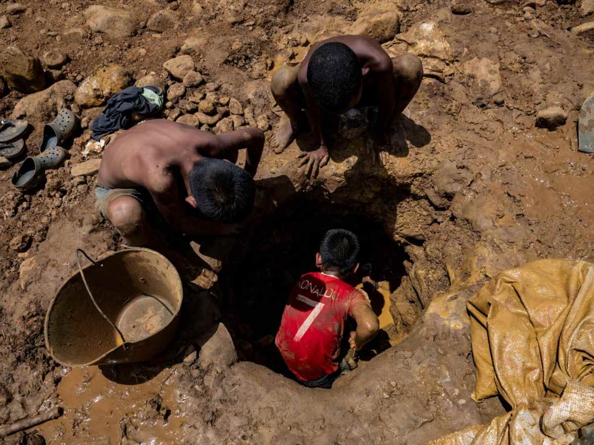 Más de 1.300 NNA que viven en las minas de Bolívar no están escolarizados