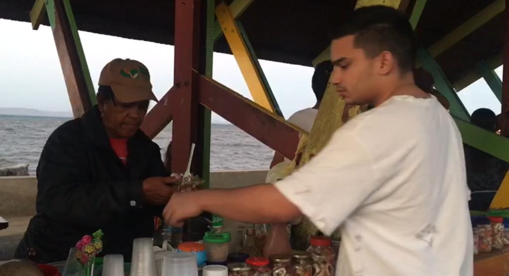 Coctelitos y empanadas