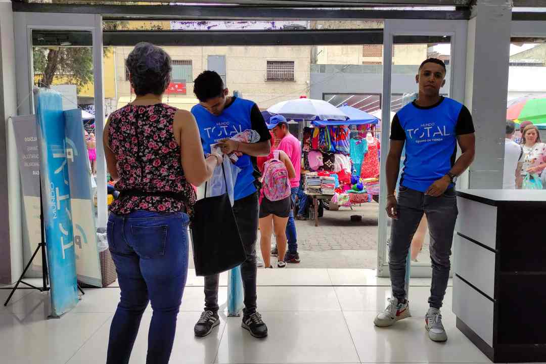 Discriminación laboral por edad: ¿oportunidades limitadas para mayores de 30 años?