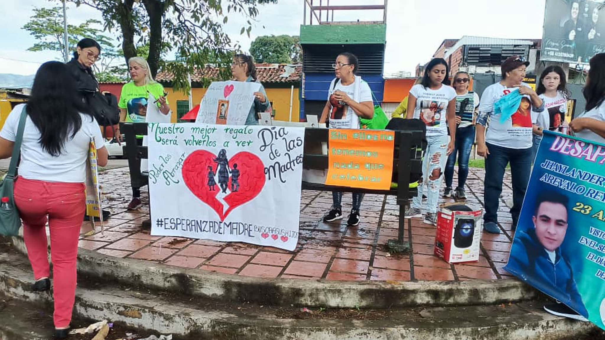 Familiares de migrantes desaparecidos-Falcon