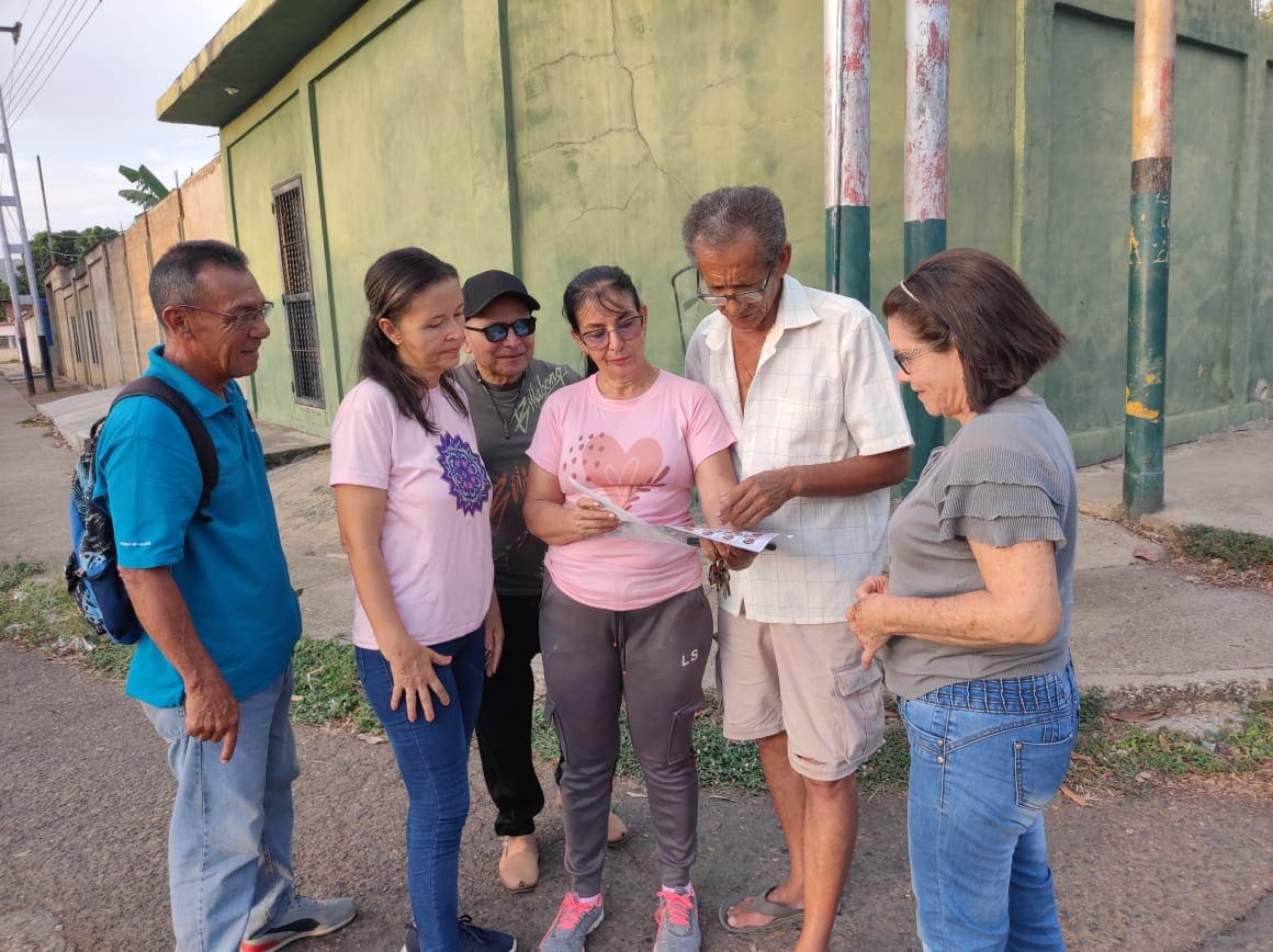Entre ciudadanos se motivan a votar el 28J