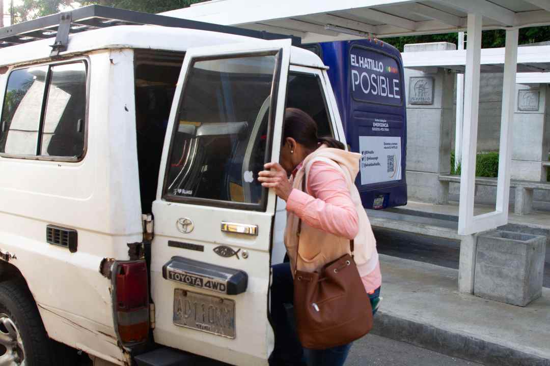 MotoBus El Hatillo, transporte público
