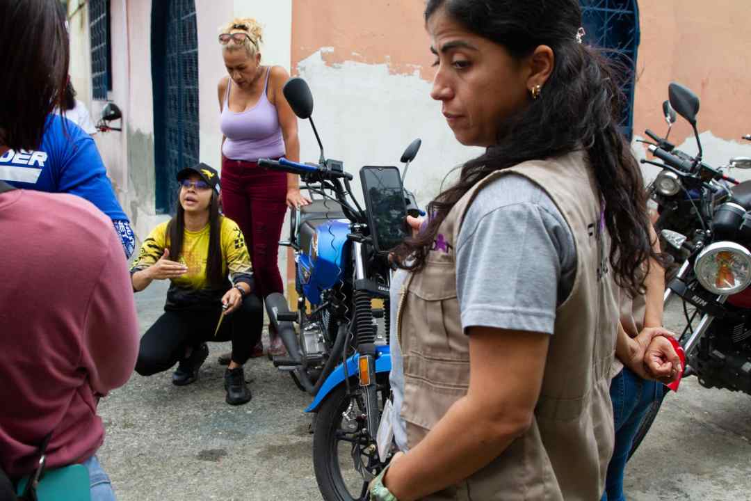 Taller de mecánica para mujeres en San Blas, fundarte