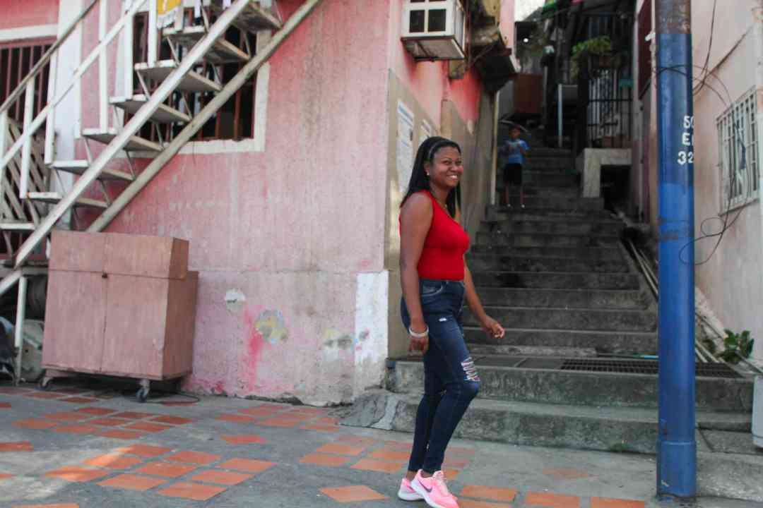 Yessika Key líder comunitaria del barrio José Félix Ribas, Petare