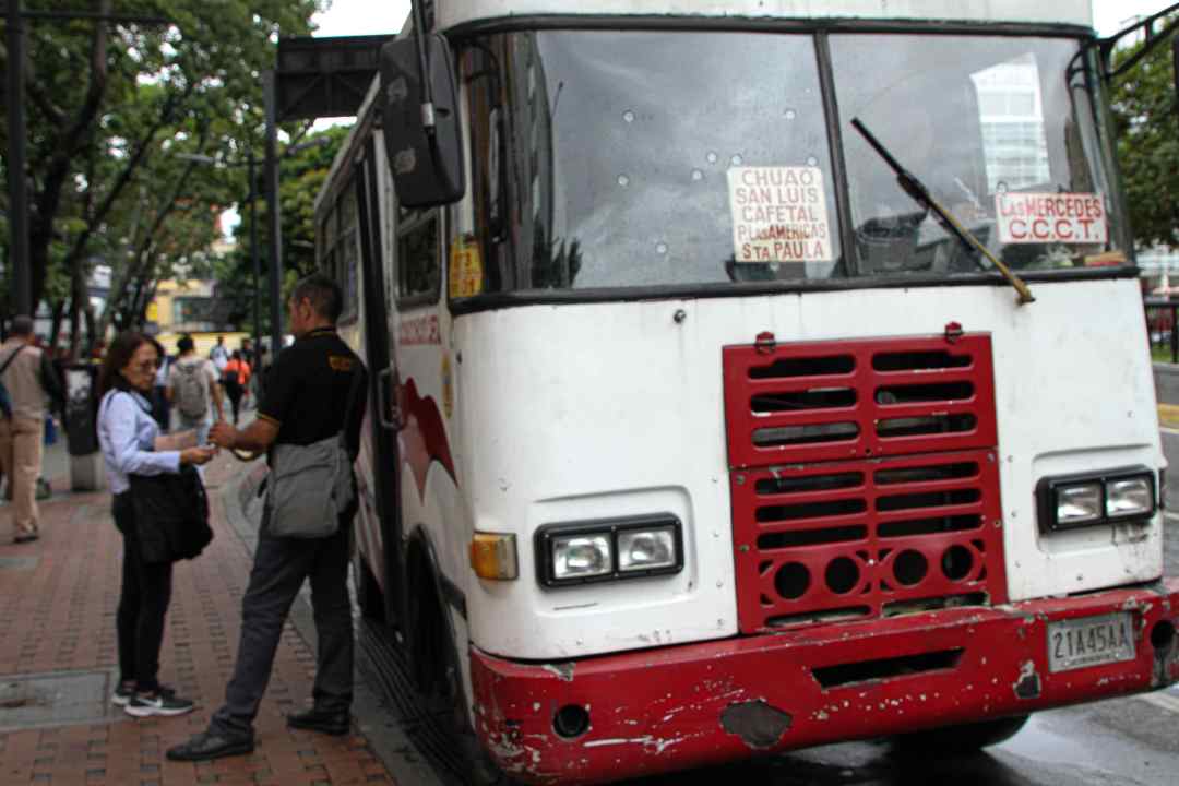 transporte público, Chacaíto, encuesta sobre las elecciones