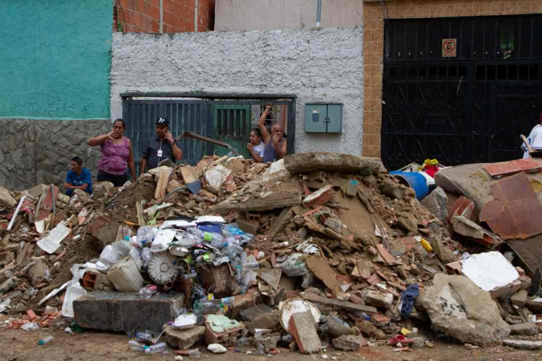 11 fallecidos por explosión de bombona en el barrio Unión de Petare