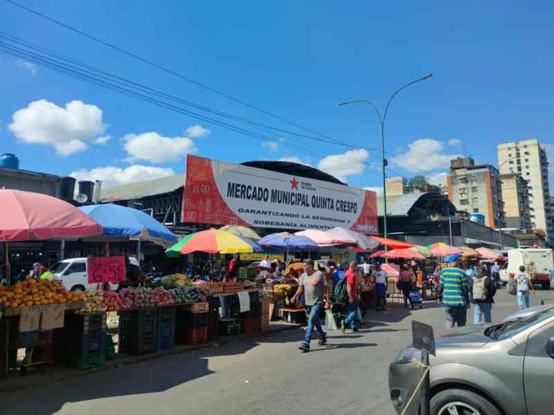“Nada ha bajado”: compradores y vendedores desconfían de la estabilidad de precios en mercados