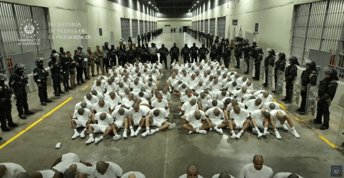 Advierten que en barrios y caseríos los vecinos temen al retorno de la inseguridad y la arbitrariedad policial