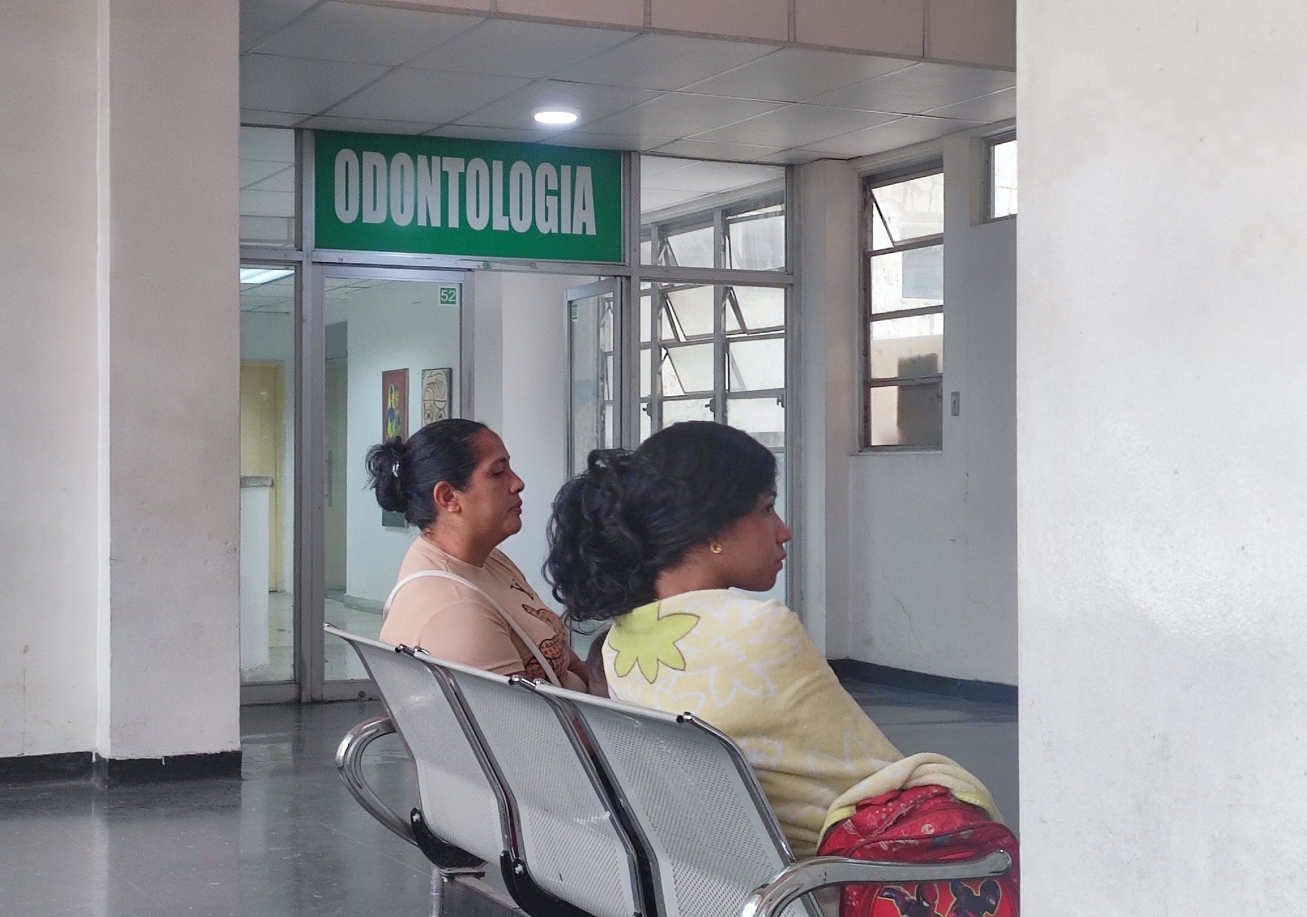 Servicio de odontología hospital militar