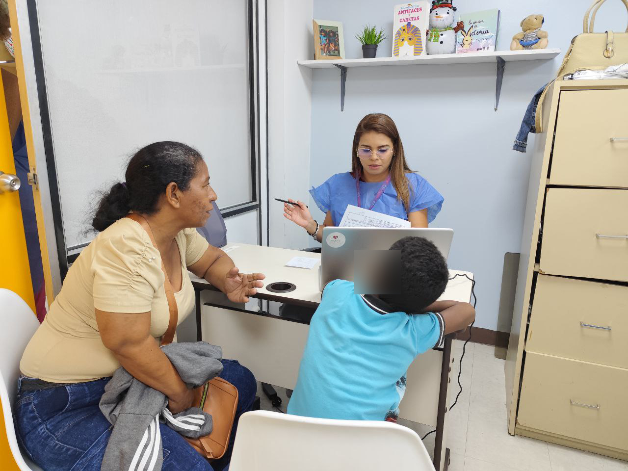 niños, Ponte Poronte, centro de Nutrición 
