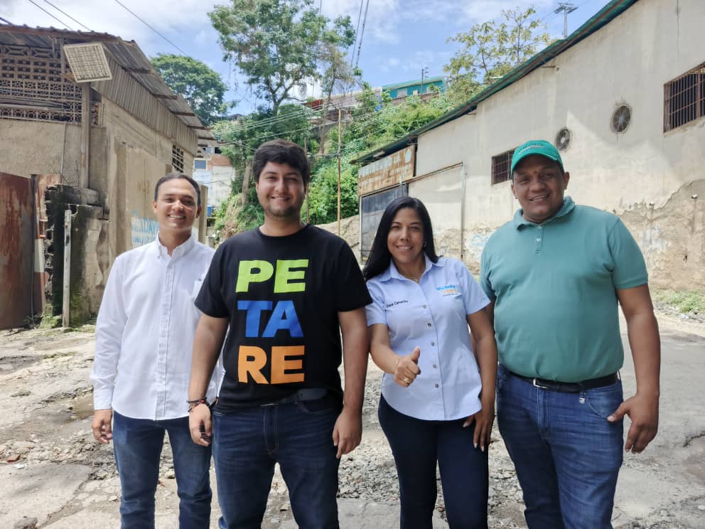 Vicente Vázquez y equipo