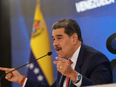 EE. UU. anuncia captura a Maduro, mientras el chavismo pide fe de vida