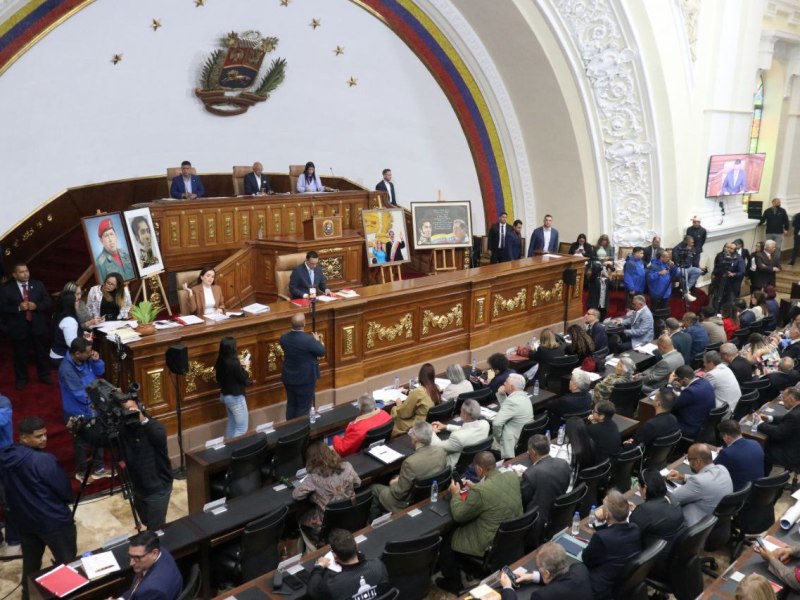 Asamblea Nacional da primer visto bueno a leyes propuestas por Delcy Rodríguez