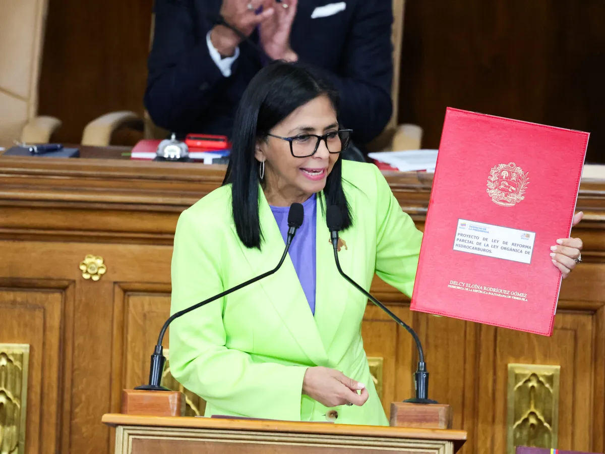 Delcy Rodríguez anuncia “fondos soberanos” para mejorar el ingreso y los servicios públicos