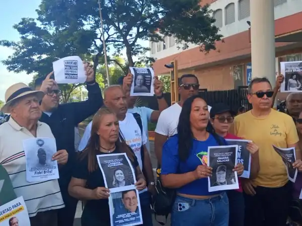 Familiares de trabajadoras y luchadoras sociales en Bolívar exigen su liberación