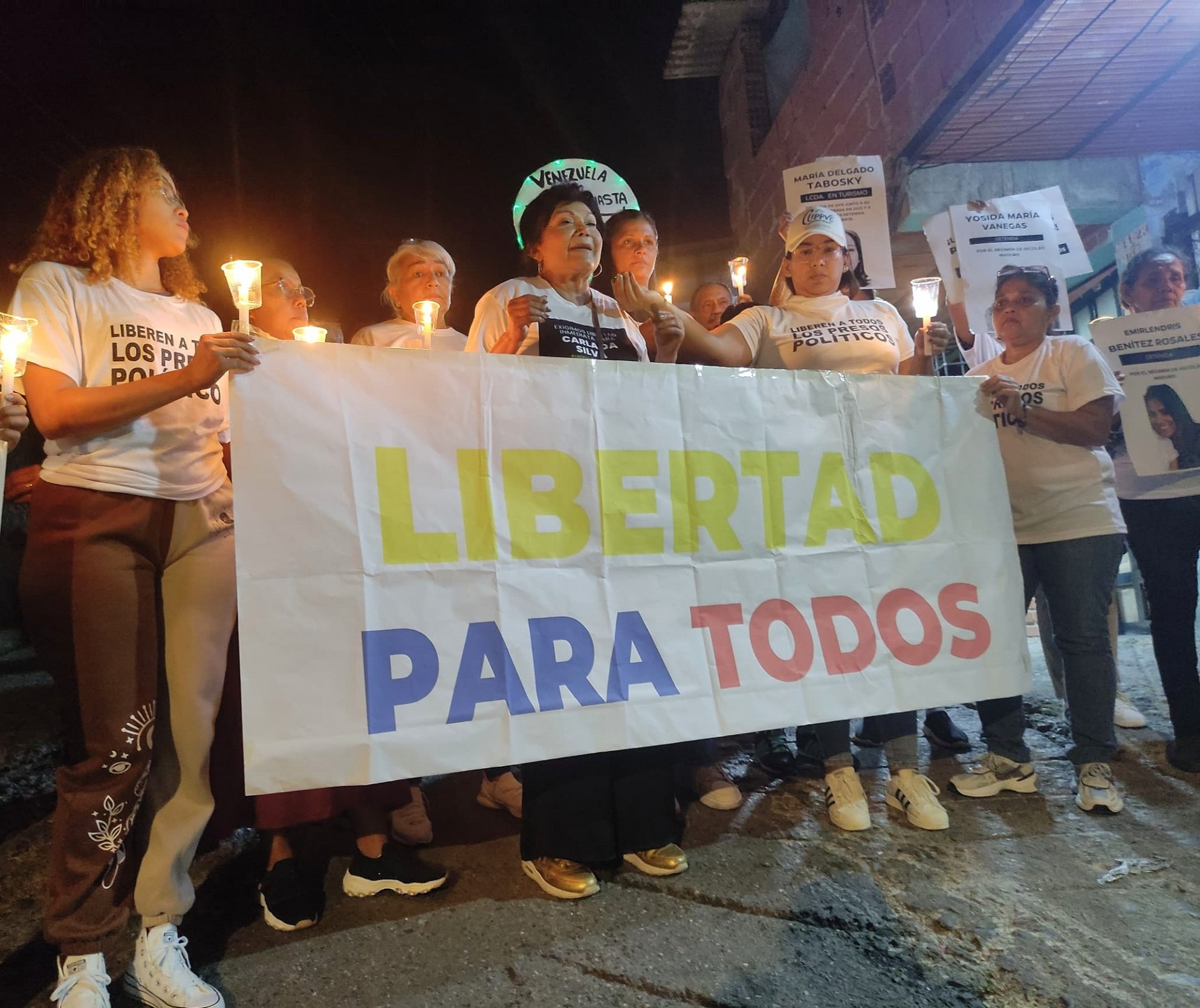 mujeres, presas políticas, vigilia