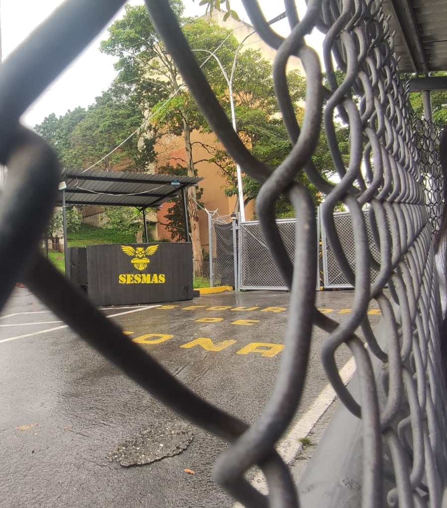 Familiares denuncian que presos políticos de El Rodeo fueron agredidos tras protesta