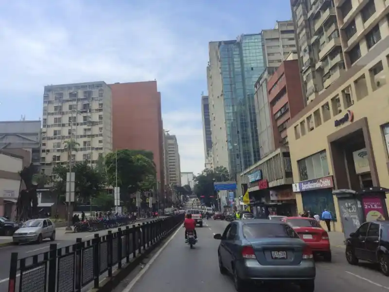 EN FOTOS | Vigilancia policial se incrementa en Caracas a dos días de la captura de Maduro