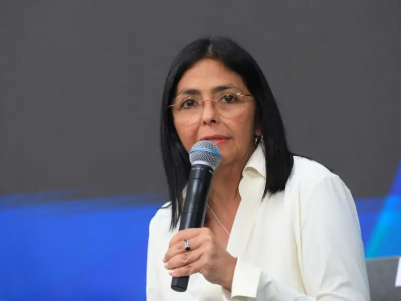 Venezuela entra en un limbo constitucional tras decisión del TSJ sobre interinato de Delcy Rodríguez