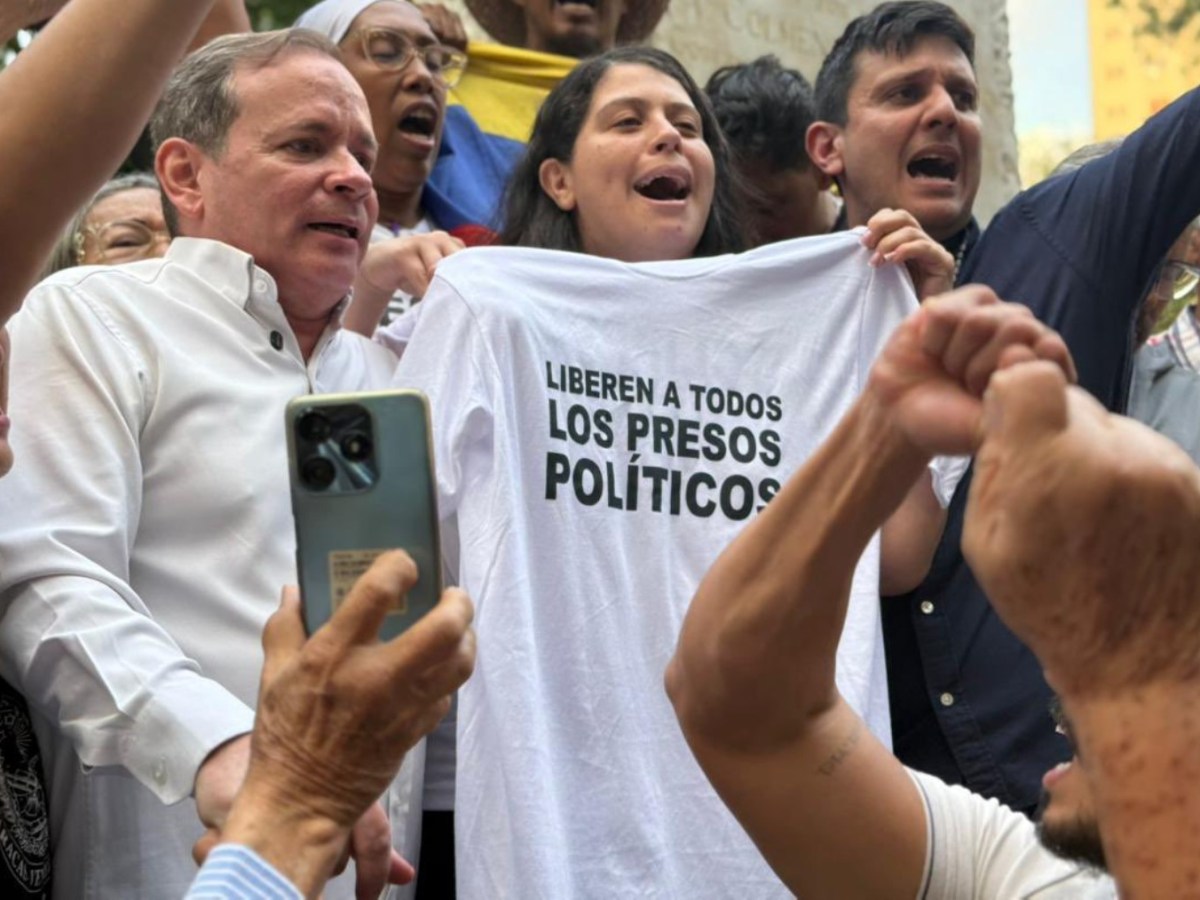 Domingo de excarcelaciones: presos políticos vinculados a María Corina Machado salen de prisión