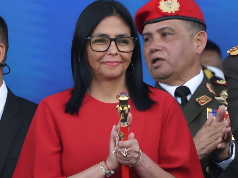 Primer mes de Delcy Rodríguez como presidenta marca transición táctica dentro del chavismo